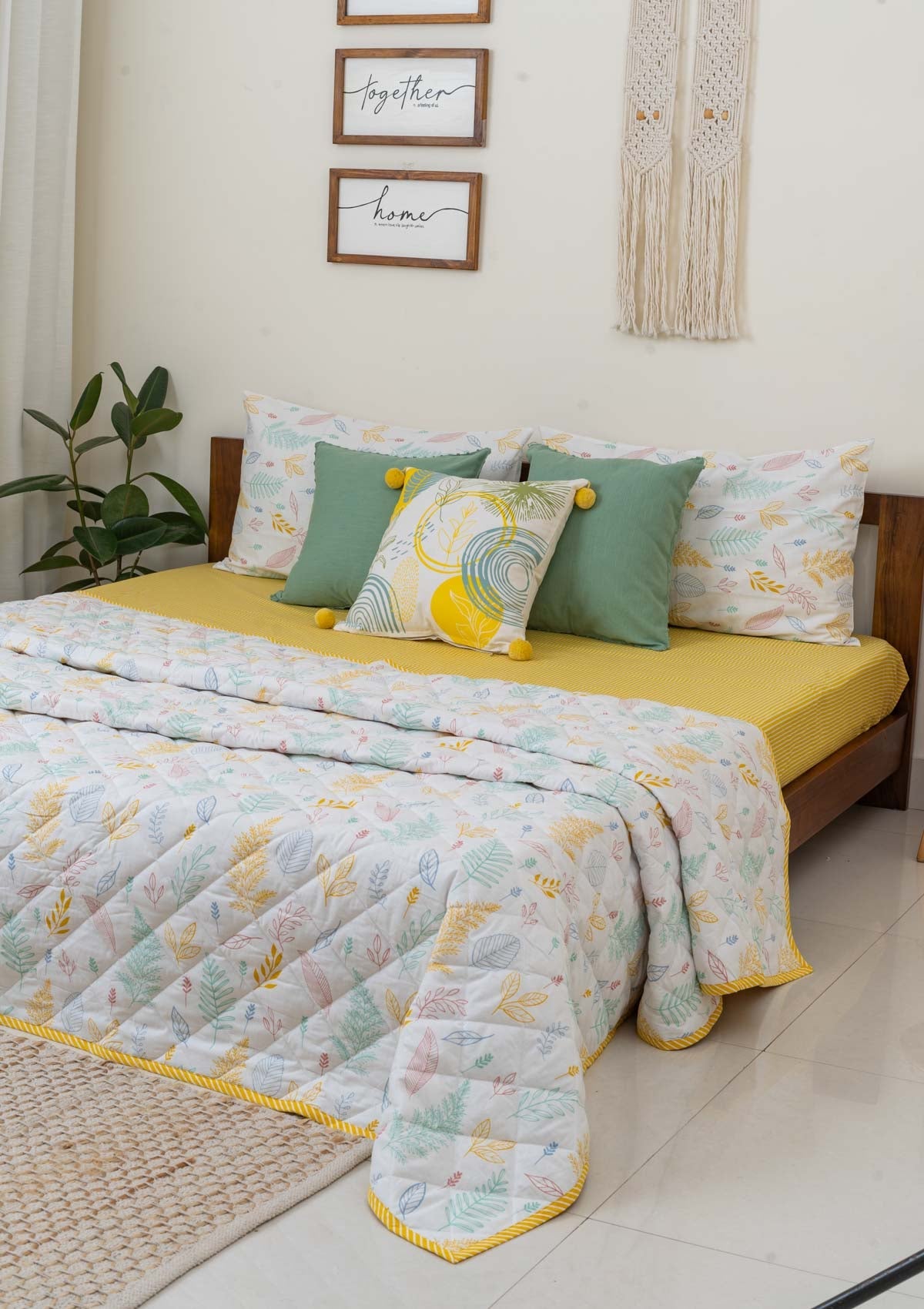 Rustling Leaves in Many Hues and Yellow Stripes Reversible Quilt 100% cotton cover with pillow covers - Multicolor